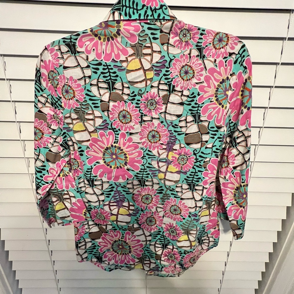 Colorful lightweight button up blouse - Picture 2 of 3